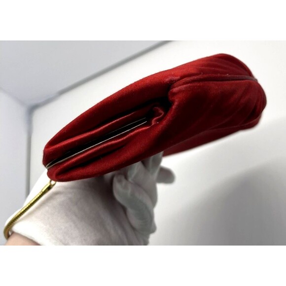 Vintage Saks Fifth Avenue Red Scarlet Satin Gorgeous Clutch Handbag Purse - Picture 14 of 16